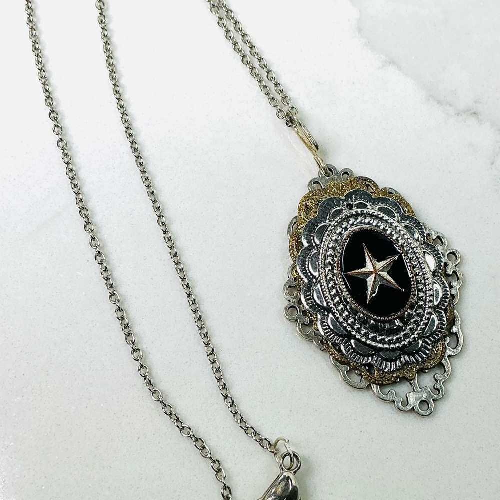 Silver and Black Star Pendant Necklace 24” Texas Star Medallion new